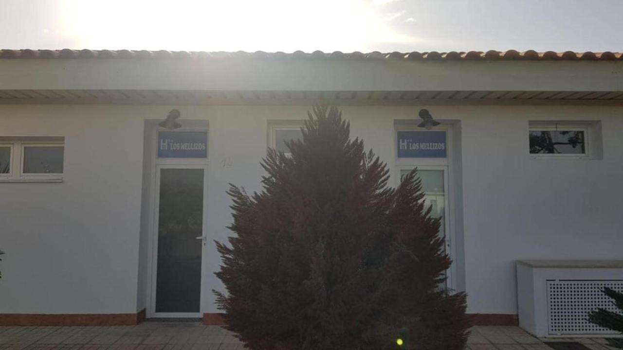Hostal Ayamonte Los Mellizos Экстерьер фото